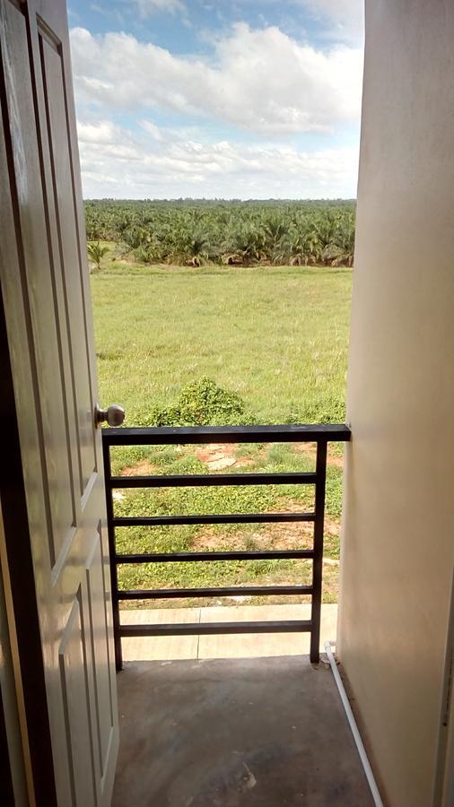 Suratthani Airport Mini Hotel Surat Thani Dış mekan fotoğraf