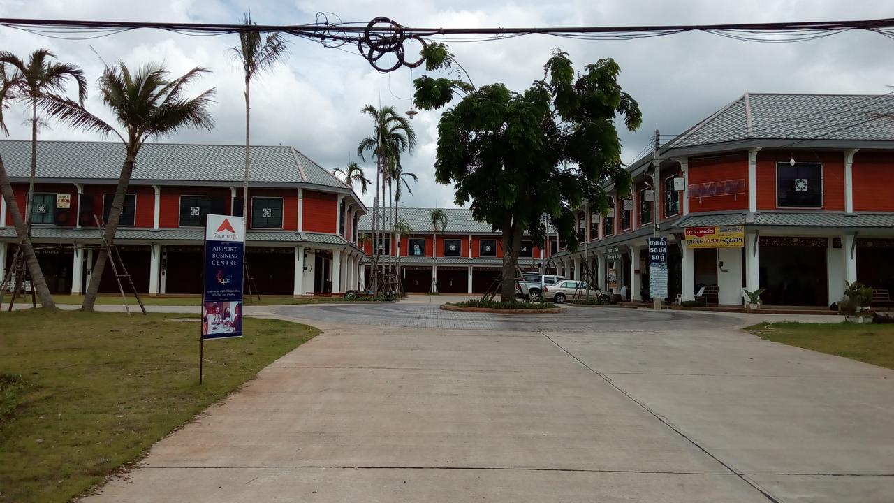 Suratthani Airport Mini Hotel Surat Thani Dış mekan fotoğraf